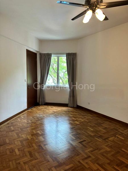 4 Bed Condo for Sale in  Duchess Crest - Image 6